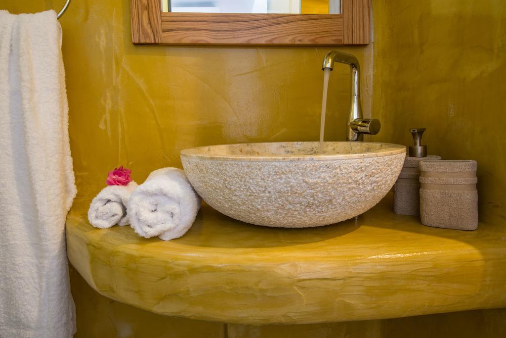 Aspronisi Luxury Villa With Caldera View Megalochori  Rum bild